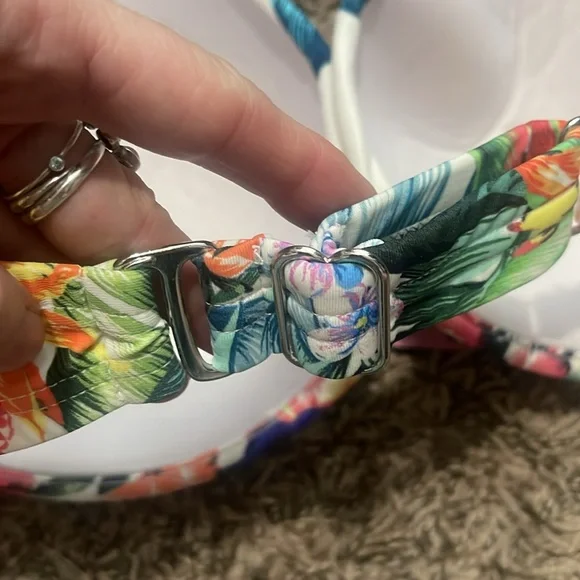 Venus 32-34 ddd gorgeous floral underwire bikini top. NEW - Picture 5 of 7